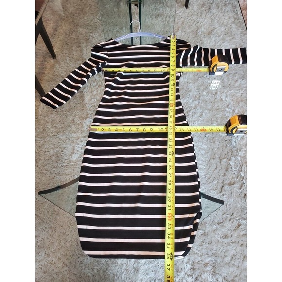 Women's Black White Striped Long Sleeve Back Out Knee Length Dress Size Small - Picture 7 of 9